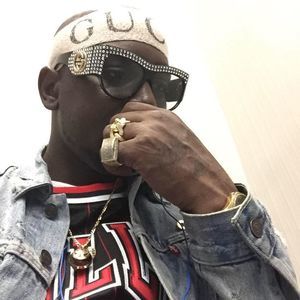 Meet your Posher, Moèt